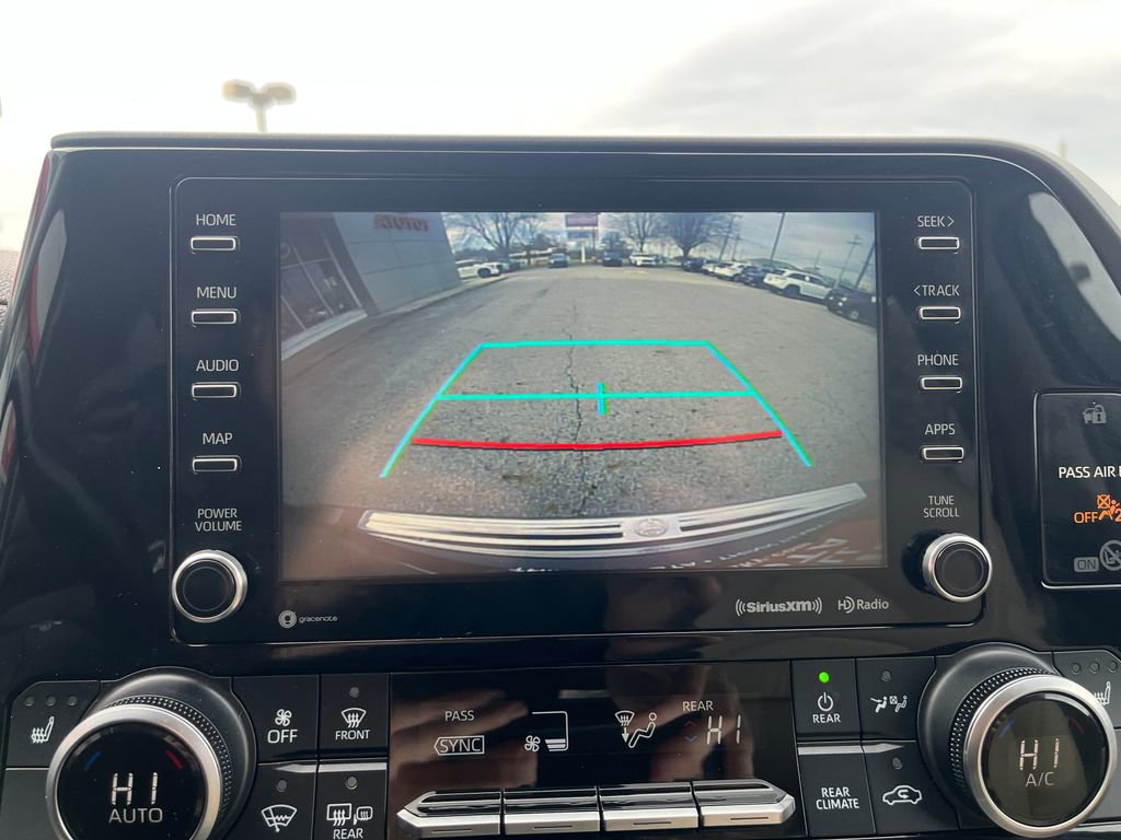 Certified 2020 Toyota Highlander XLE image 19