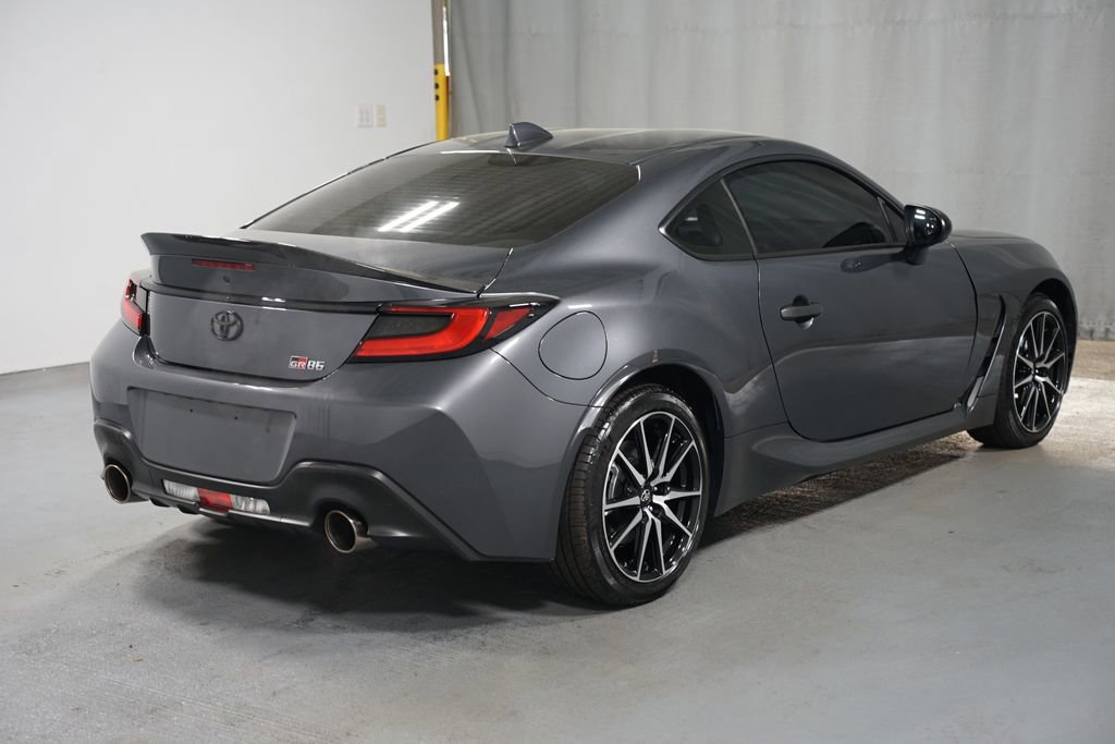 Certified 2024 Toyota GR86 image 8