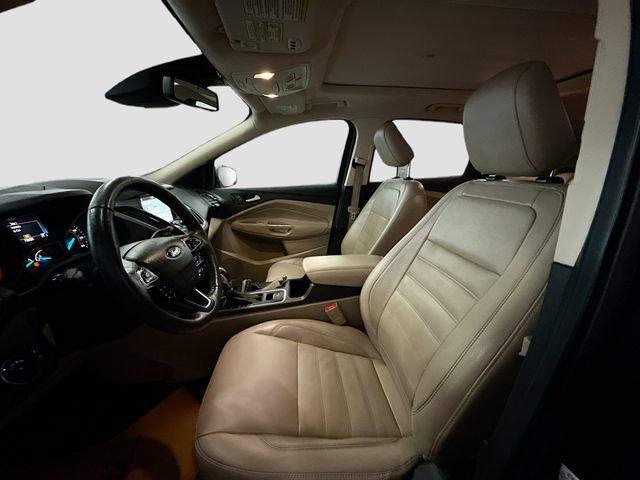 Used 2018 Ford Escape Titanium w/ Ford Safe & Smart Package image 22