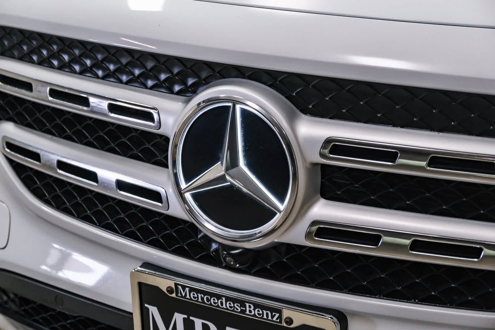 Used 2022 Mercedes-Benz GLB 250 4MATIC image 13