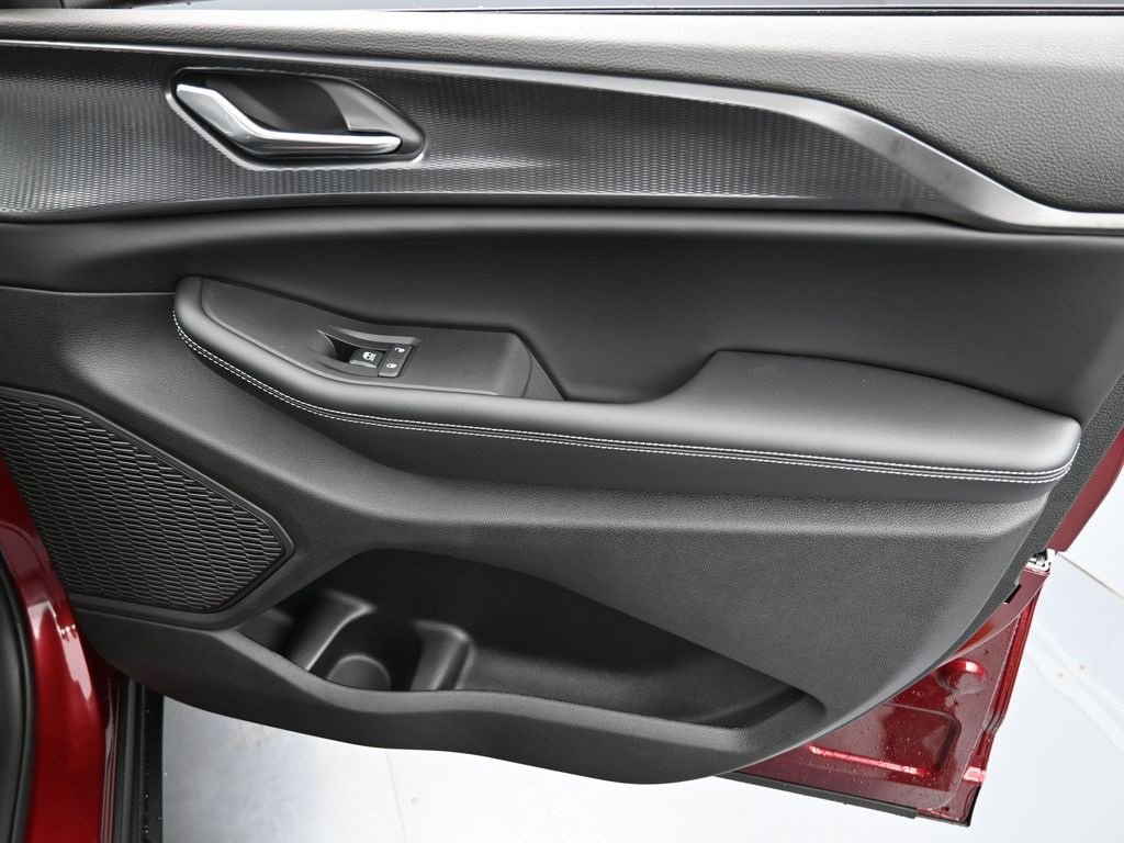 New 2025 Jeep Grand Cherokee L Laredo w/ Luxury Tech Group I image 22