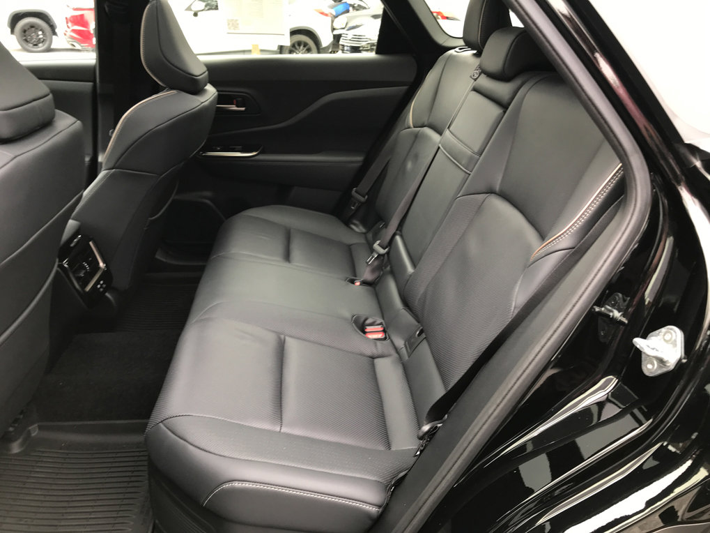 Used 2025 Toyota Crown Signia image 27