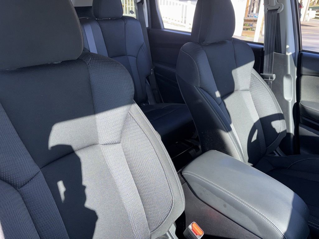 Used 2023 Subaru Ascent Premium image 7