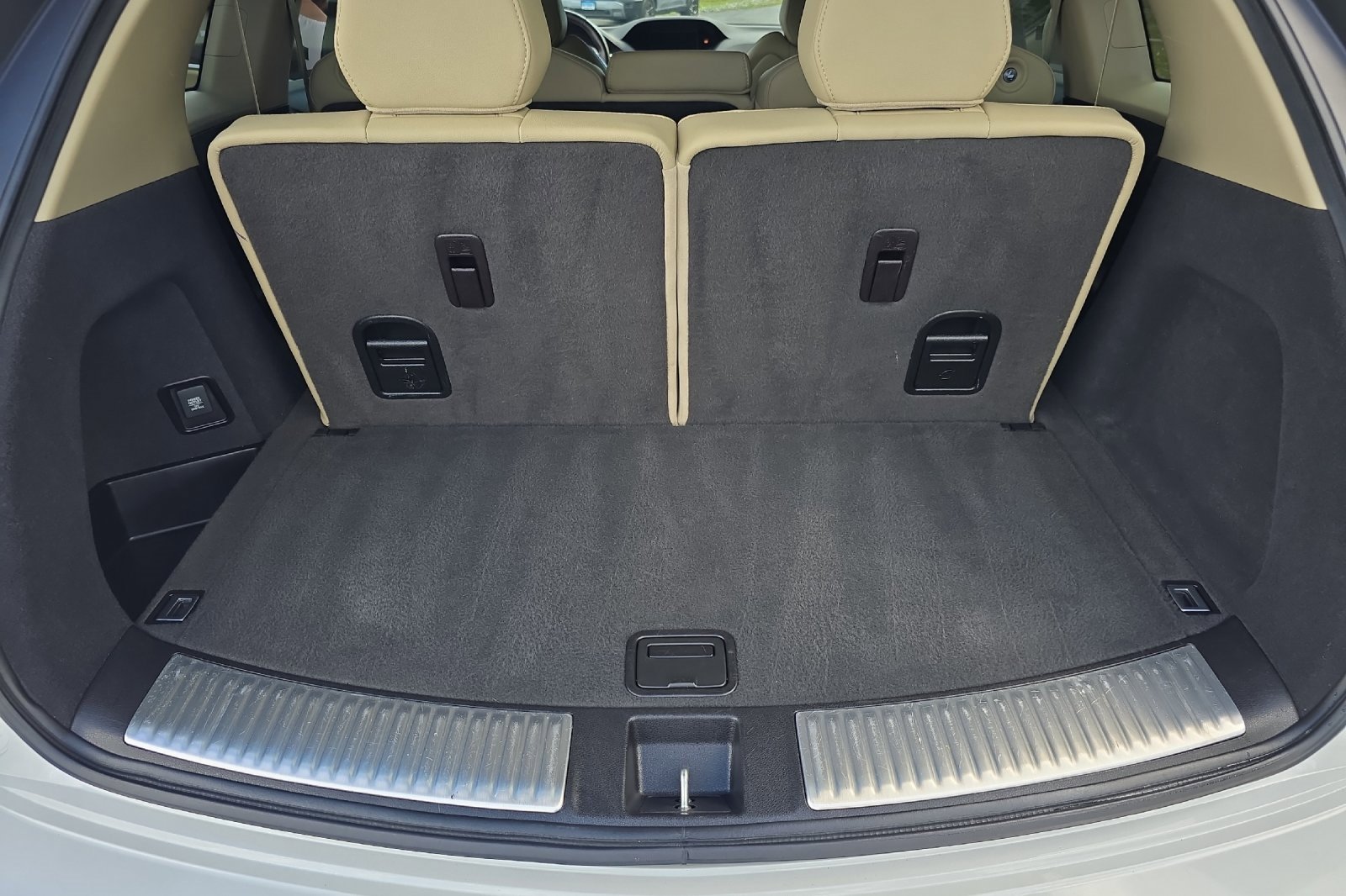 Used 2020 Acura MDX SH-AWD image 15