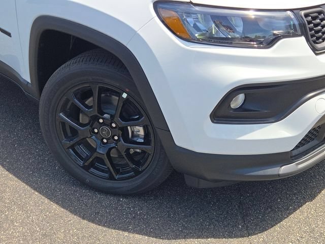 New 2026 Jeep Compass Latitude AWD/4WD image 4