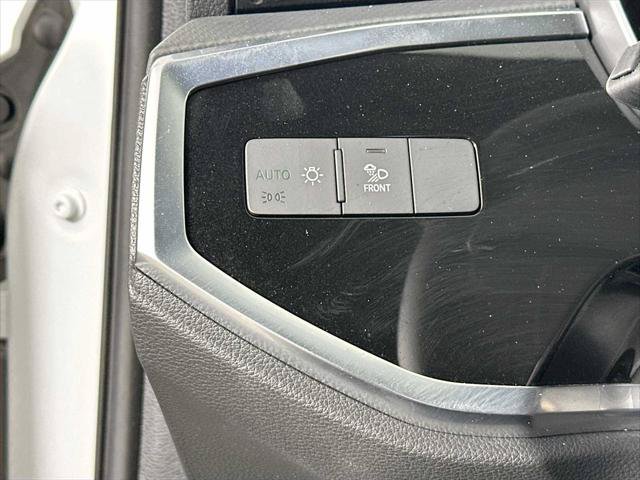 Certified 2023 Audi Q3 2.0T Premium Plus w/ Premium Plus Package AWD/4WD image 10