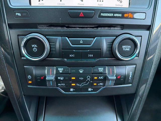Used 2017 Ford Explorer XLT w/ Equipment Group 202A FWD image 14