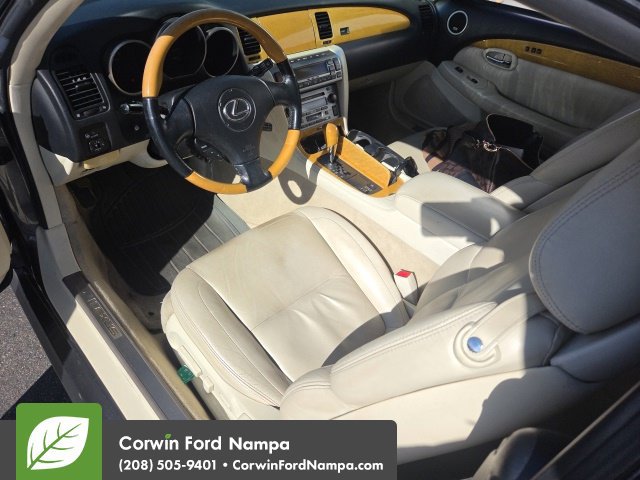 Used 2002 Lexus SC 430 Convertible RWD image 8