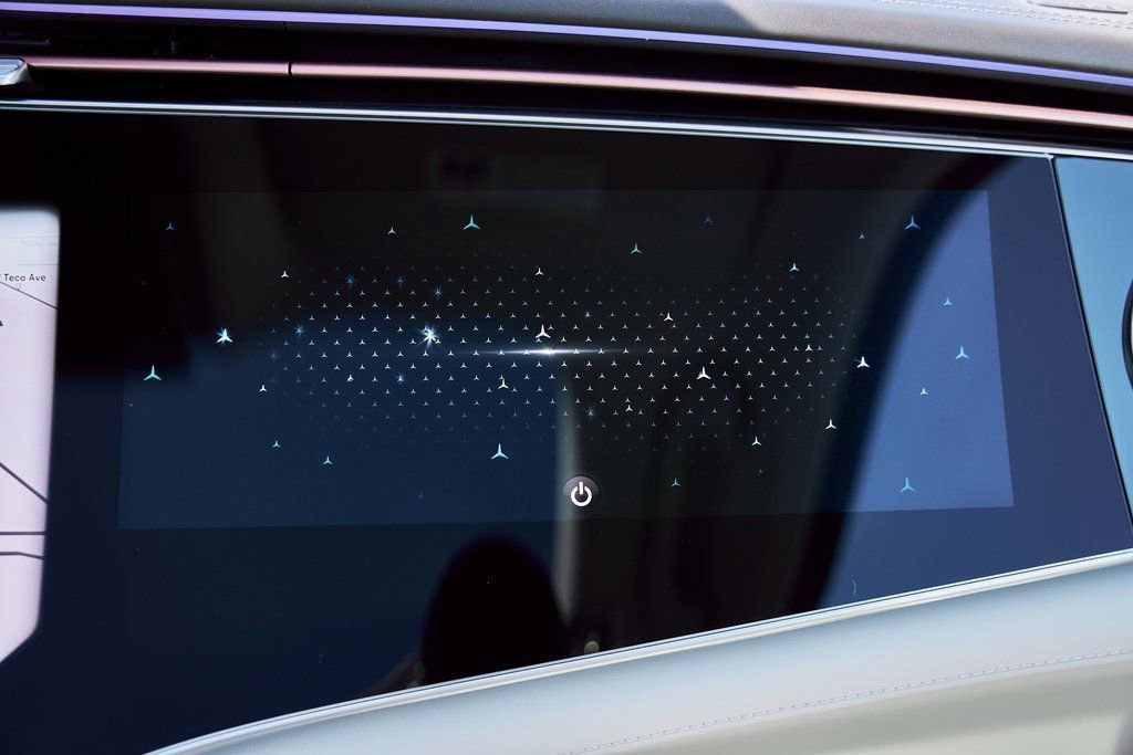 Used 2025 Mercedes-Benz Maybach EQS 680 4MATIC image 91