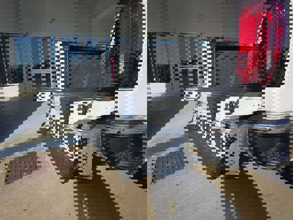 Used 2025 GMC Sierra 1500 SLT w/ SLT Premium Package image 12