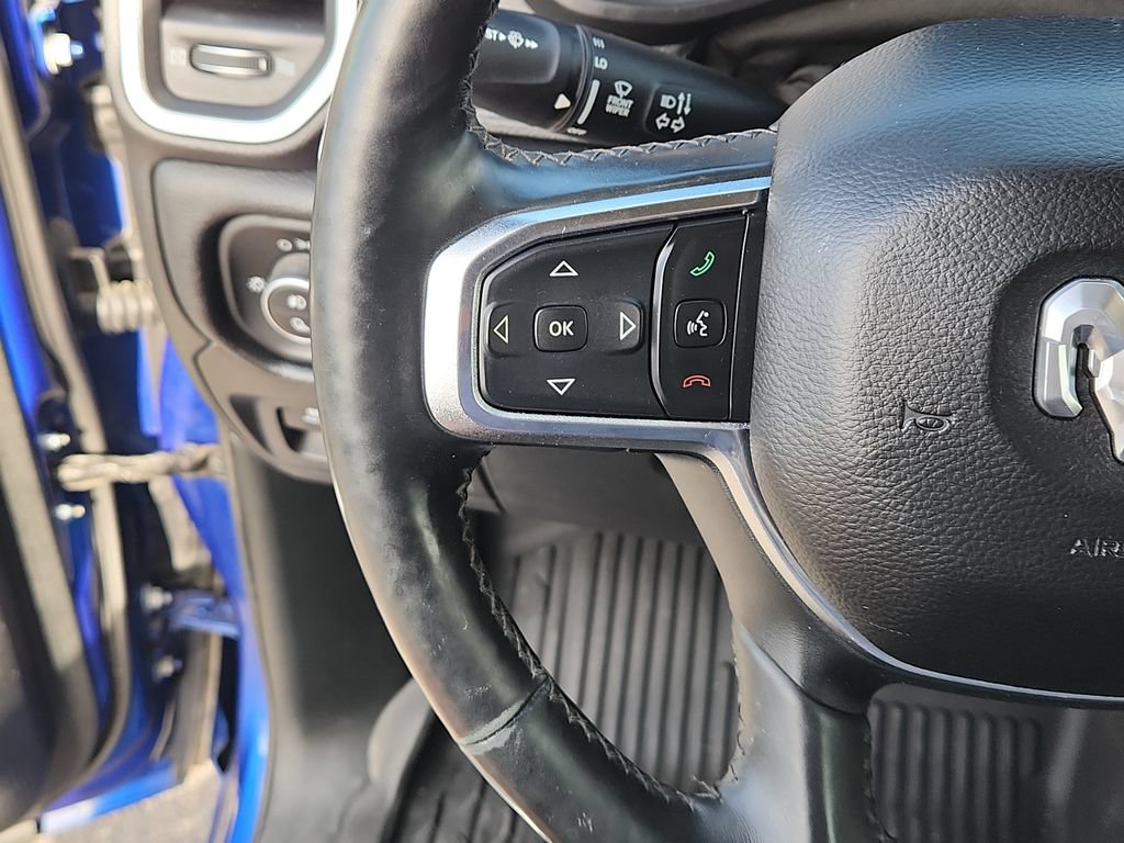 Used 2019 RAM 1500 Laramie AWD/4WD image 15