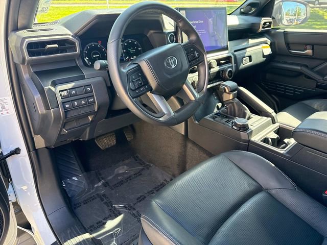 Used 2025 Toyota 4Runner Limited image 23