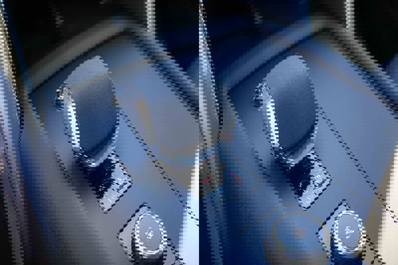 New 2026 Land Rover Discovery S image 19