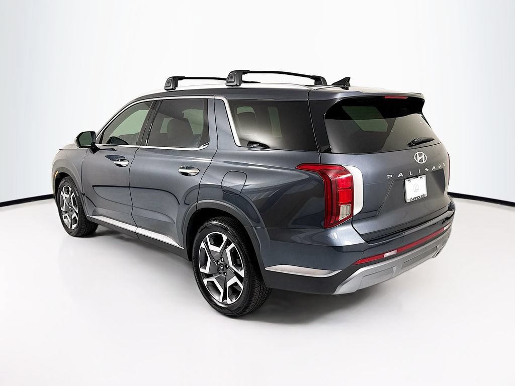 Used 2024 Hyundai Palisade SEL w/ Premium Package FWD image 7