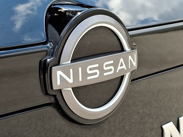 Used 2022 Nissan Pathfinder Platinum w/ Cargo Package AWD/4WD image 31
