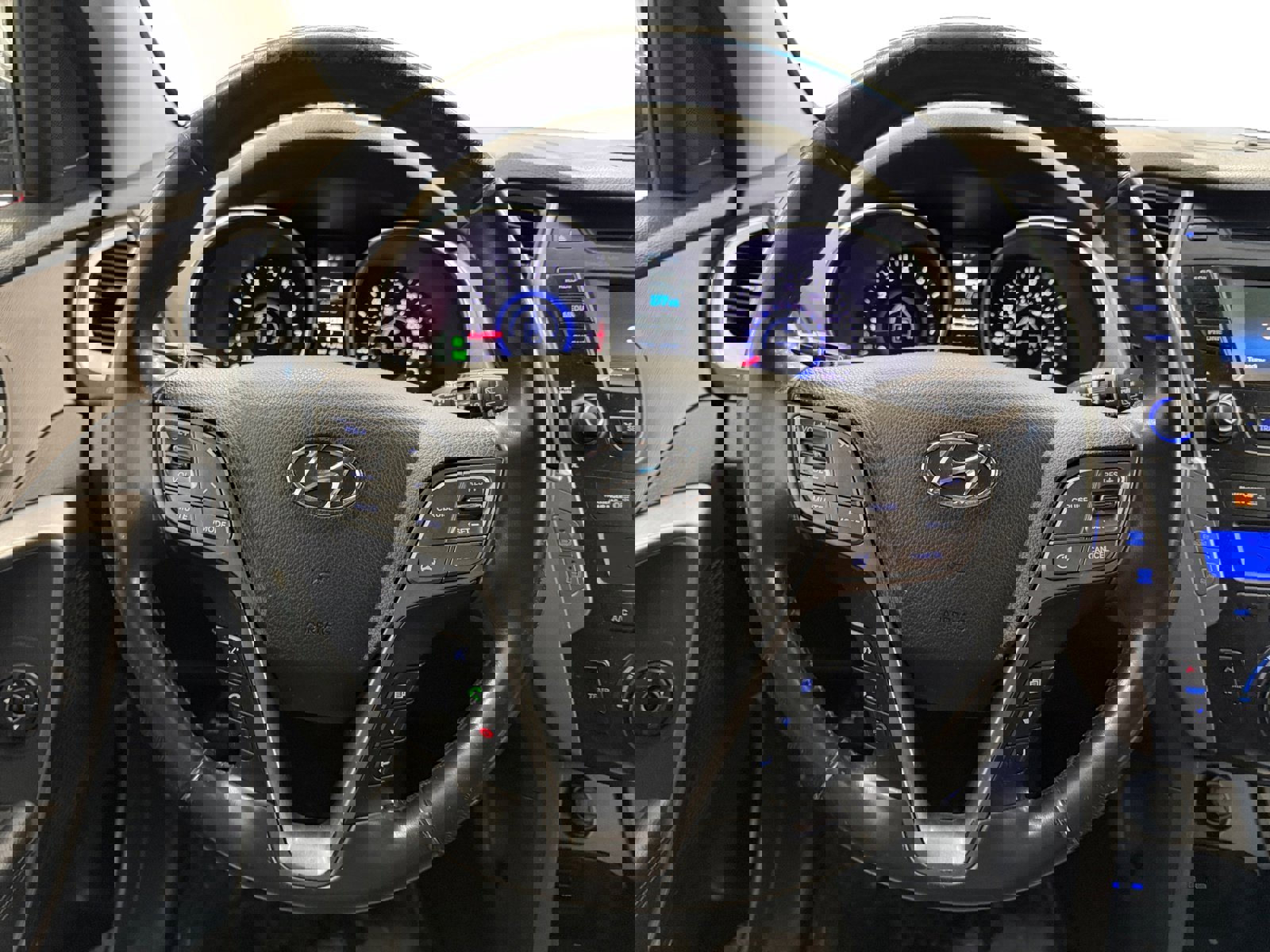 Used 2014 Hyundai Santa Fe GLS w/ Premium Package 05 image 15