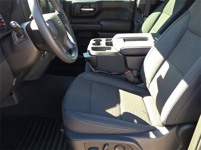 Used 2024 Chevrolet Silverado 1500 Custom Trail Boss w/ LPO, Dark Essentials Package image 18