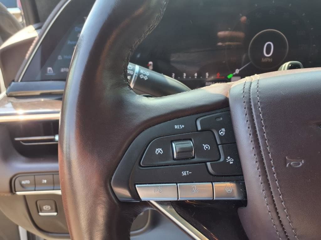 Certified 2022 Cadillac Escalade Sport Platinum w/ LPO, Floor Liner Package image 11