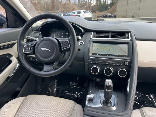 Used 2019 Jaguar E-PACE SE image 17