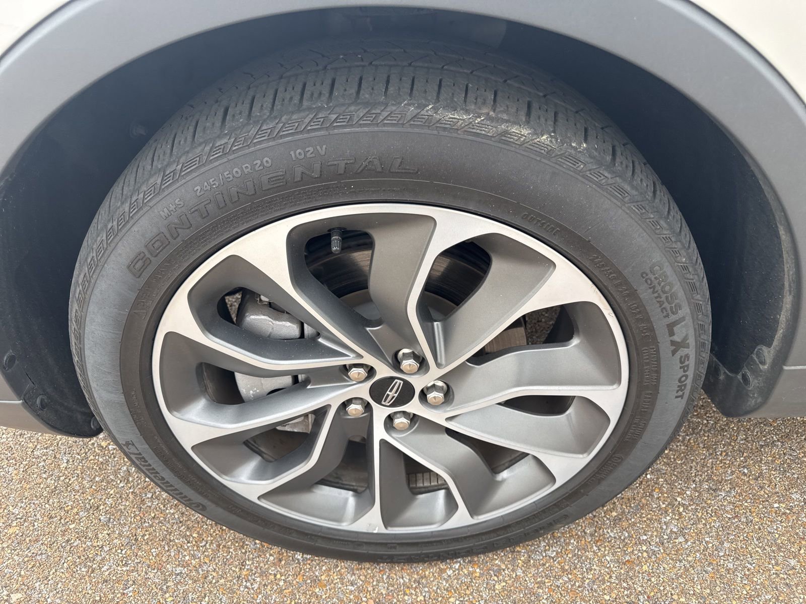 Used 2023 Lincoln Nautilus Reserve w/ Luxury Package image 12