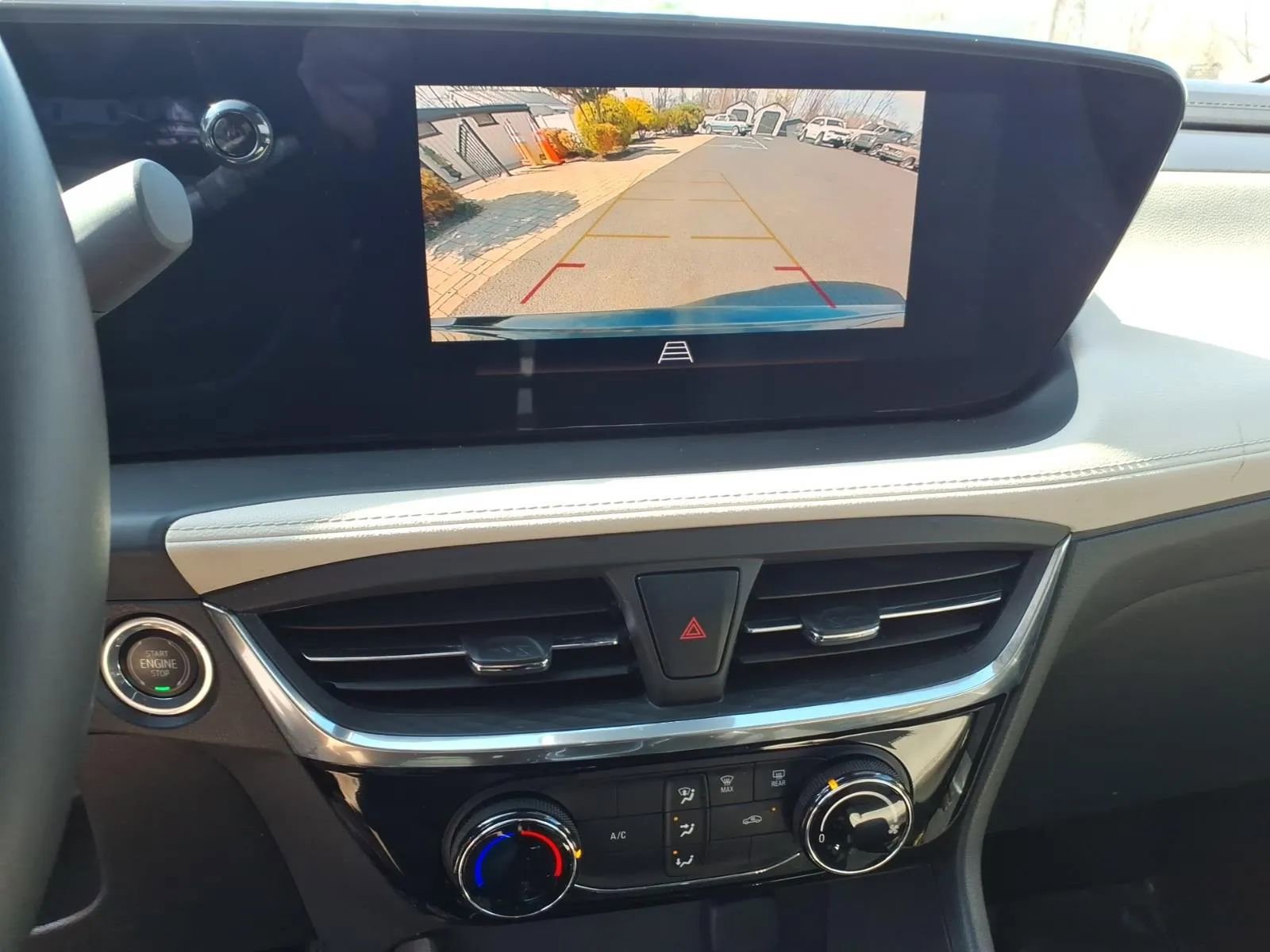 Used 2024 Buick Encore GX Sport Touring image 33