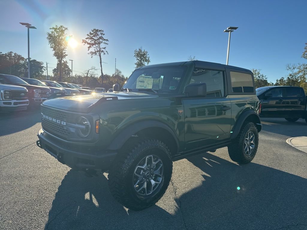 New 2025 Ford Bronco Badlands image 7