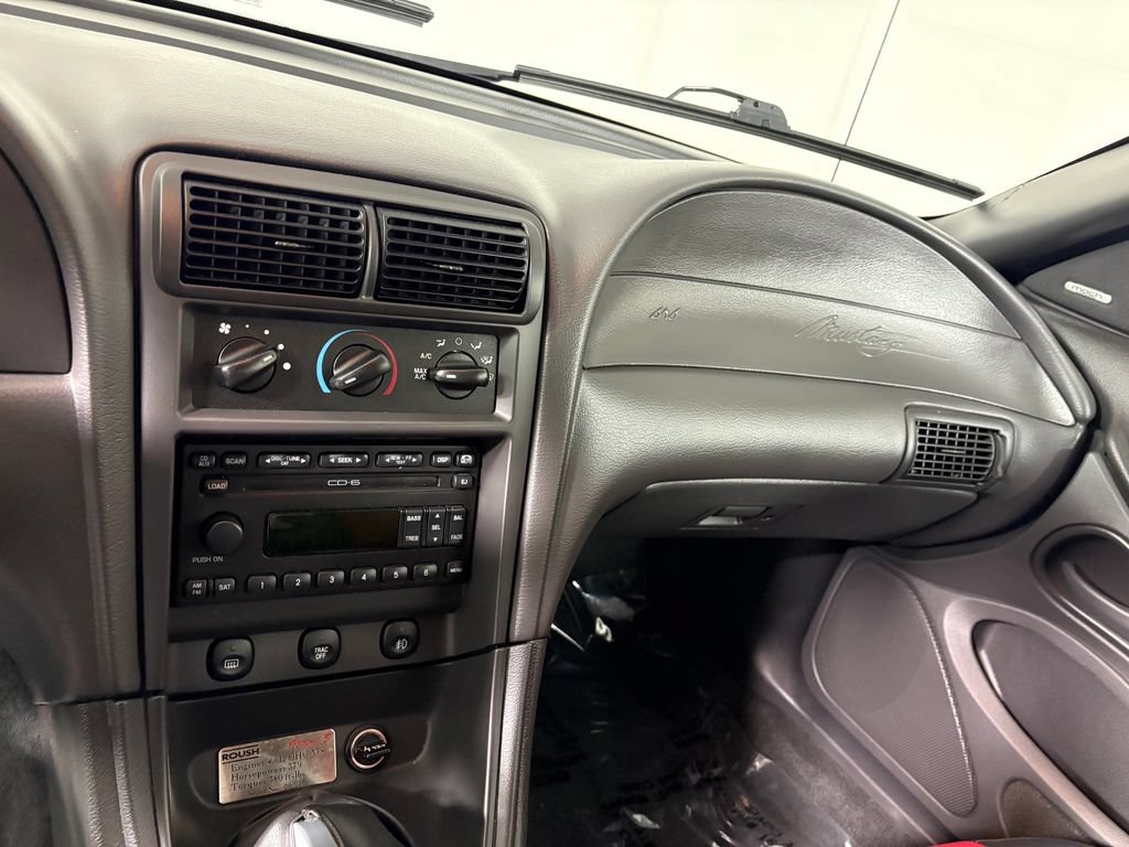 Used 2004 Ford Mustang GT RWD image 17