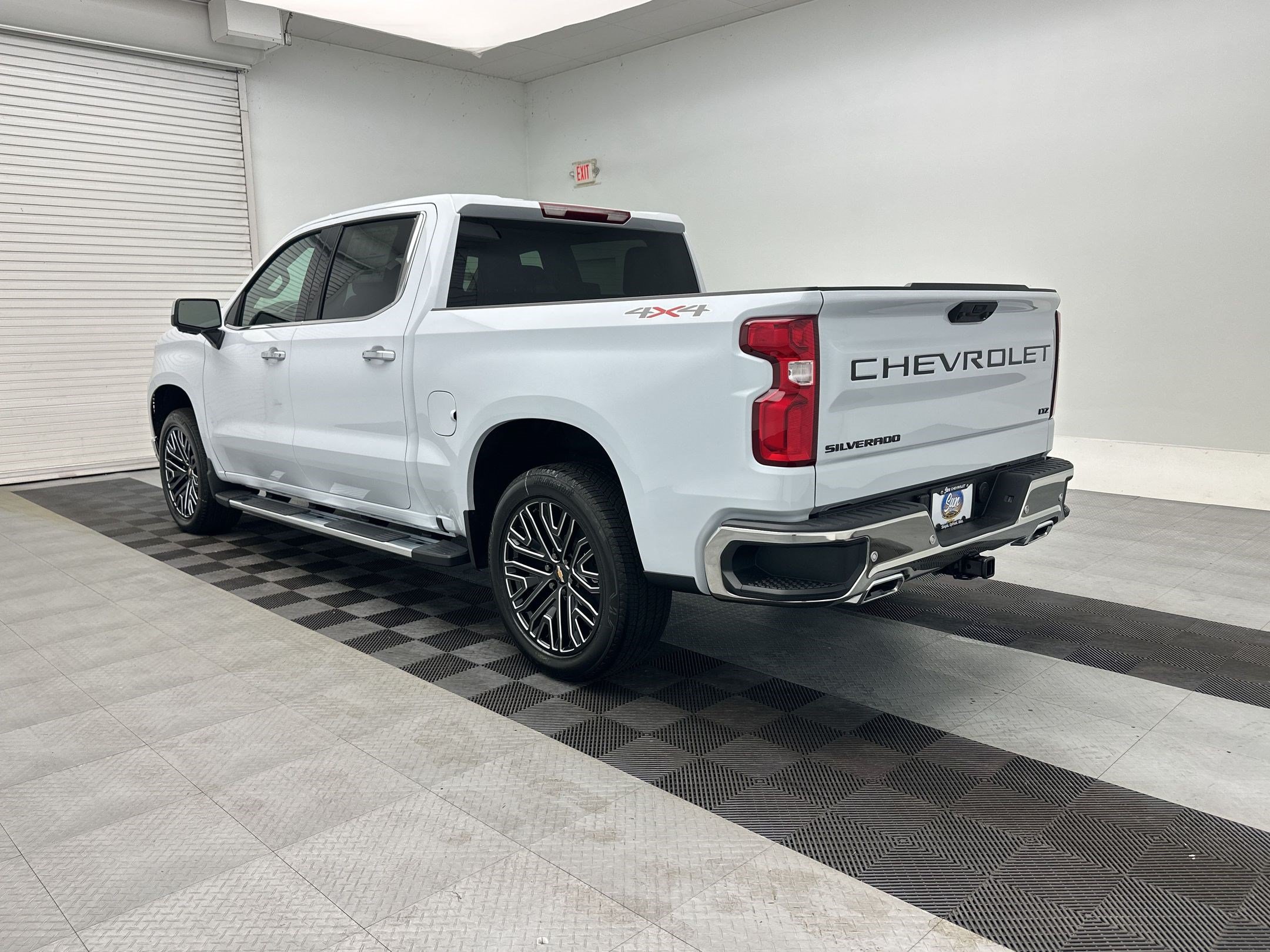 New 2026 Chevrolet Silverado 1500 LTZ w/ LPO, Dark Essentials Package AWD/4WD image 3