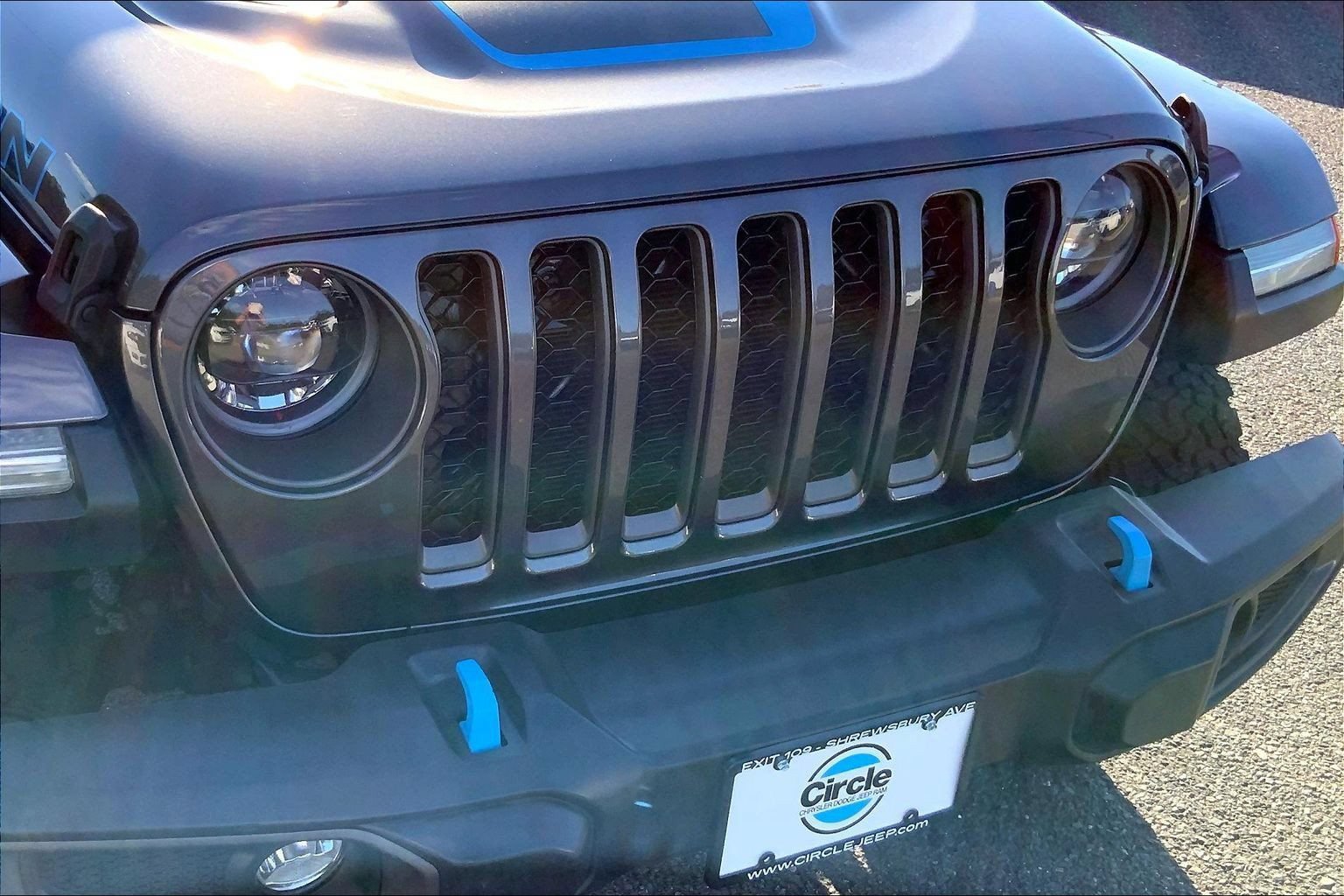 Used 2023 Jeep Wrangler Unlimited Rubicon 4xe w/ Cold Weather Group AWD/4WD image 30