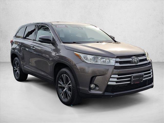 Used 2019 Toyota Highlander Plus image 5