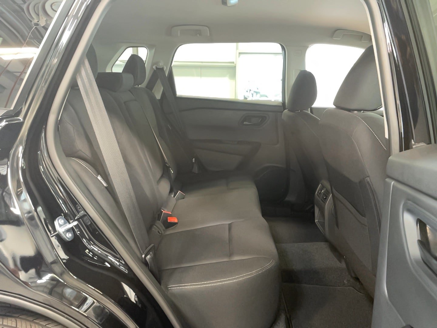 Used 2026 Nissan Rogue S AWD/4WD image 16