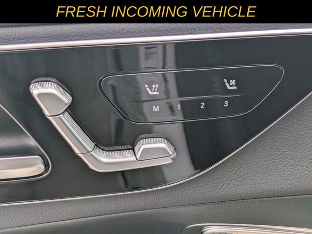 Used 2025 Mercedes-Benz GLC 350e 4MATIC w/ AMG Line image 16