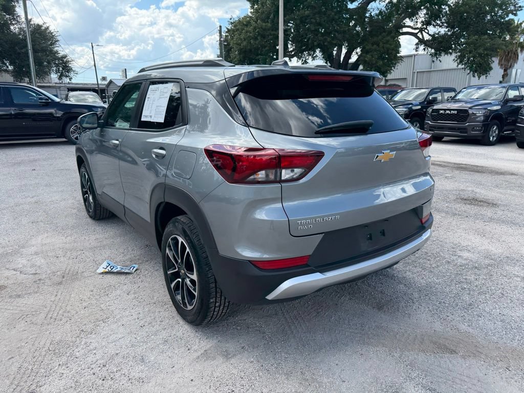 Used 2024 Chevrolet TrailBlazer LT AWD/4WD image 4