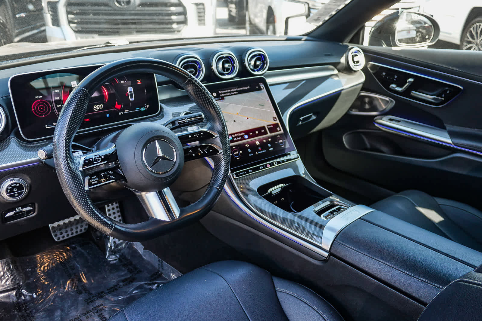 Used 2025 Mercedes-Benz CLE 300 4MATIC Cabriolet image 12