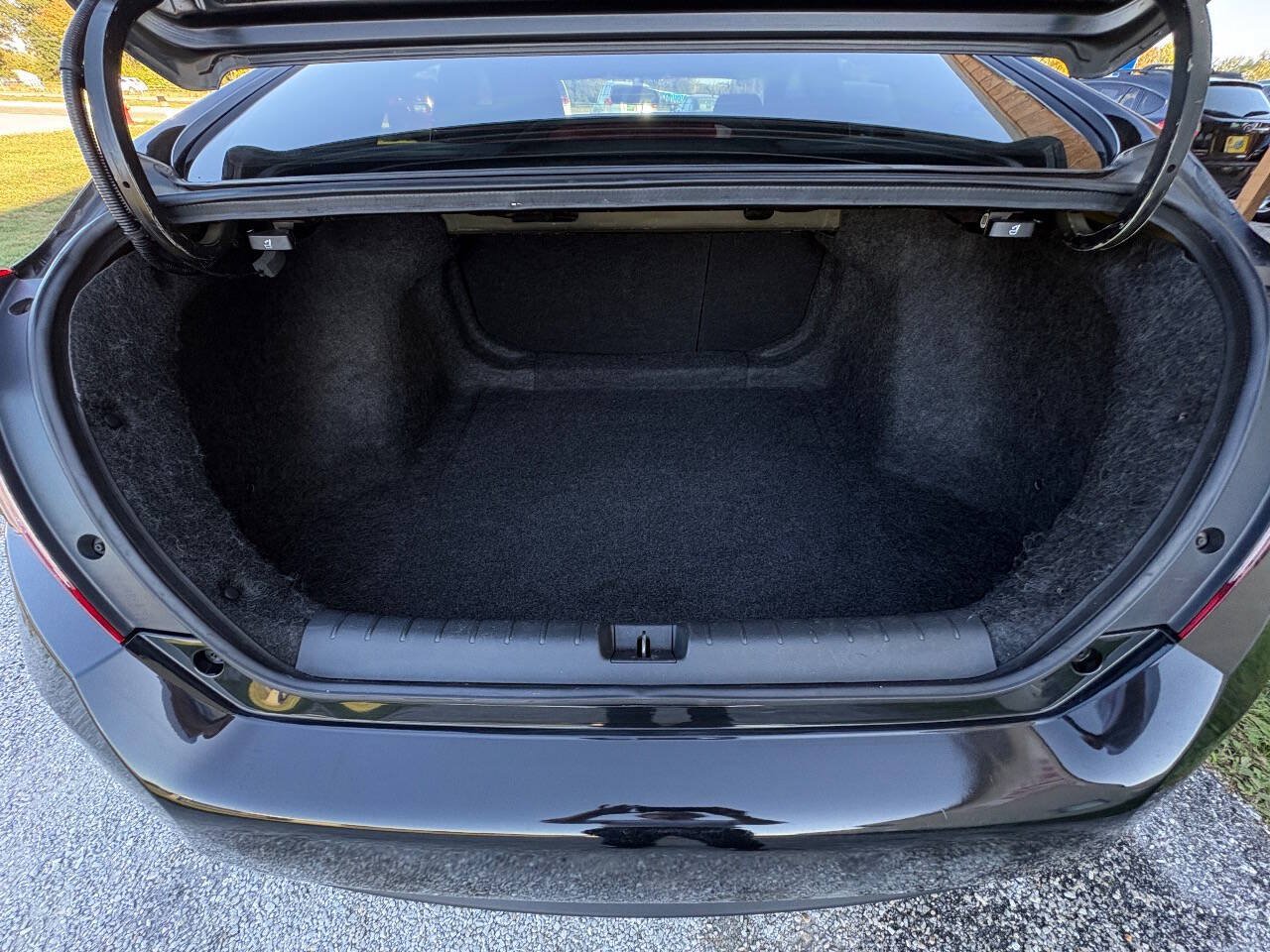 Used 2018 Honda Civic EX image 21