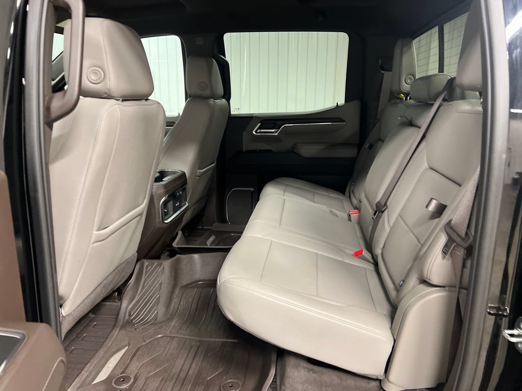 Certified 2024 GMC Sierra 1500 SLT w/ SLT Premium Plus Package AWD/4WD image 14