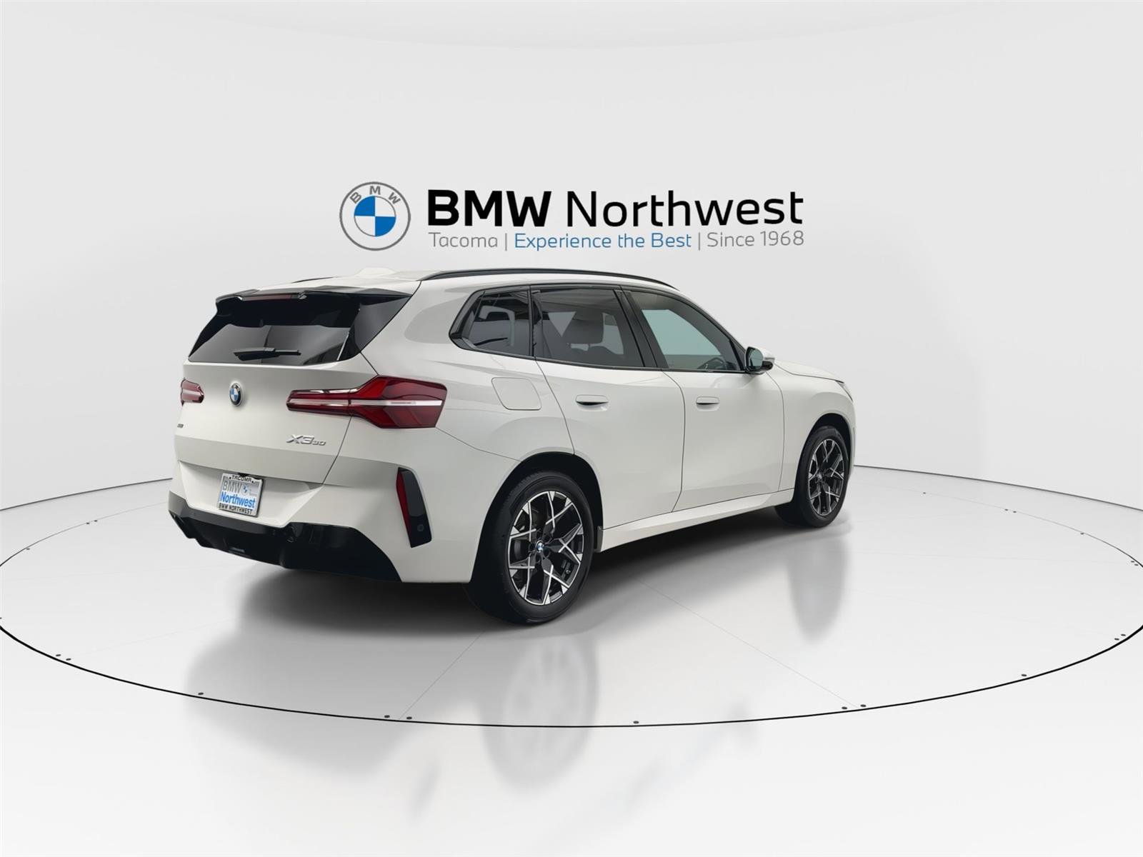 Used 2025 BMW X3 xDrive30i w/ Premium Package image 3