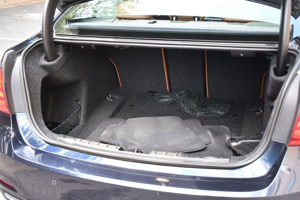 Used 2016 BMW 328i xDrive Sedan image 9