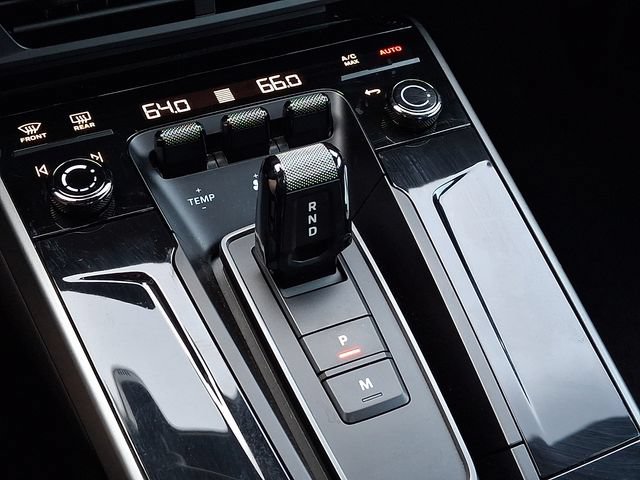 Certified 2025 Porsche 911 Carrera S RWD image 18