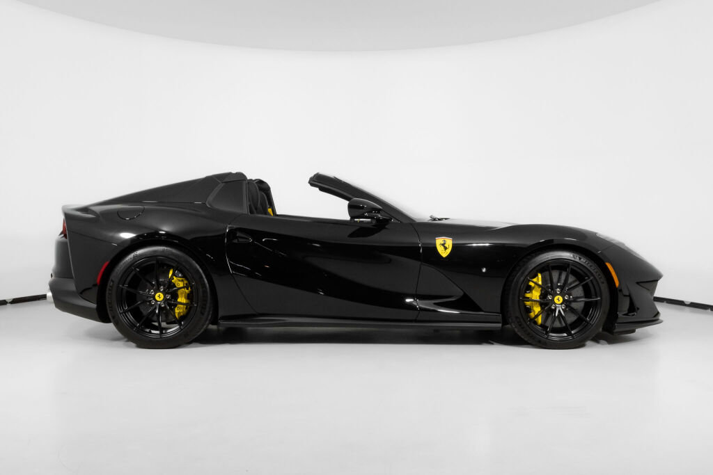 Used 2023 Ferrari 812 GTS image 10