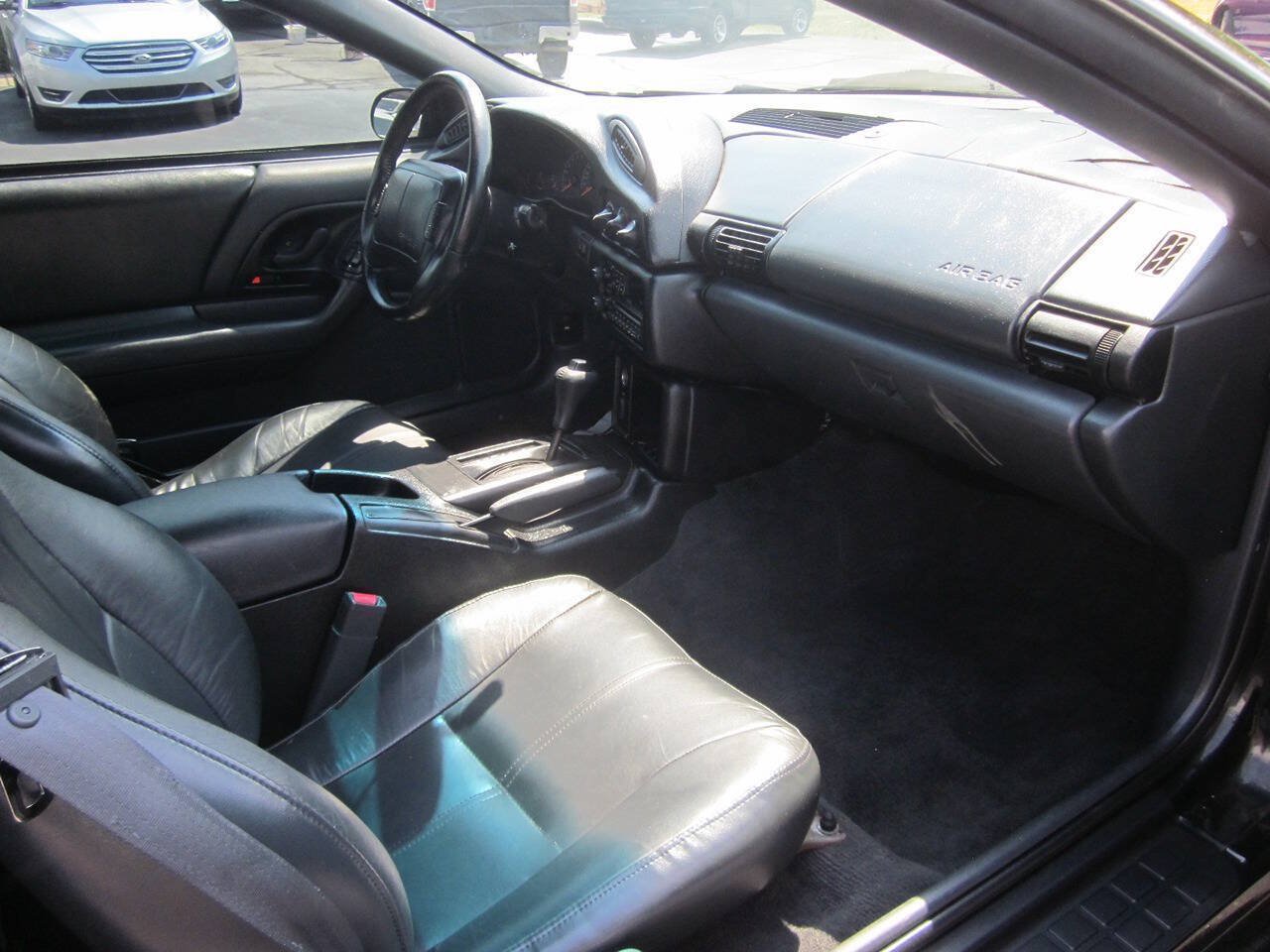 Used 1996 Chevrolet Camaro Z28 RWD image 13