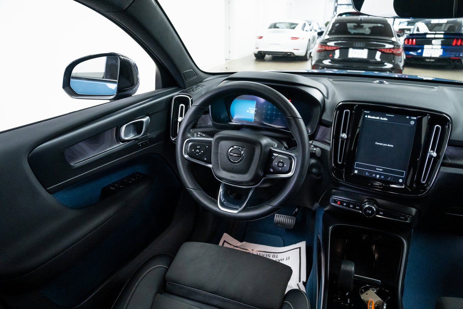 Used 2023 Volvo C40 P8 Recharge Plus w/ Climate Package image 10