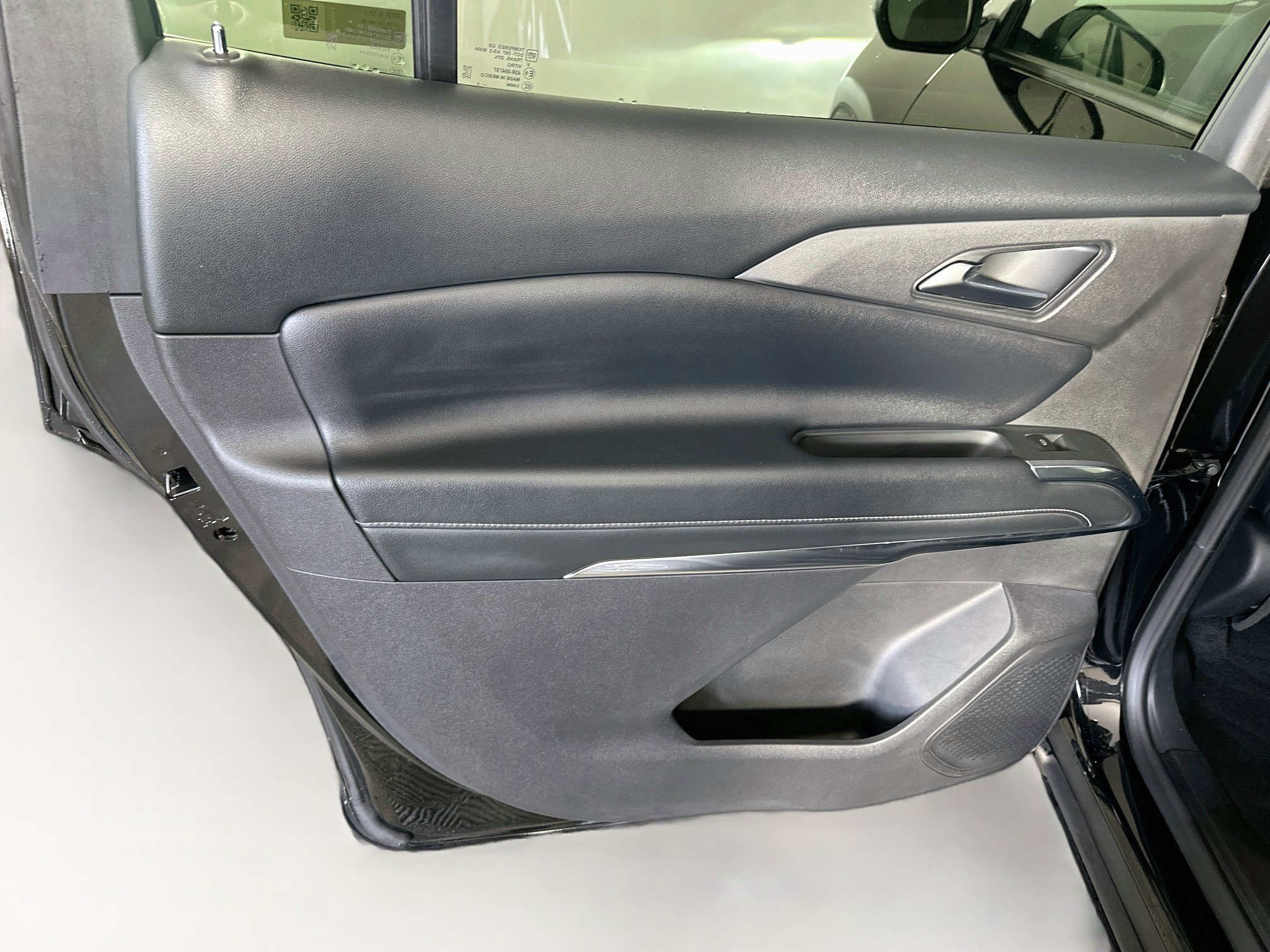Used 2026 Chevrolet Traverse LT FWD image 26