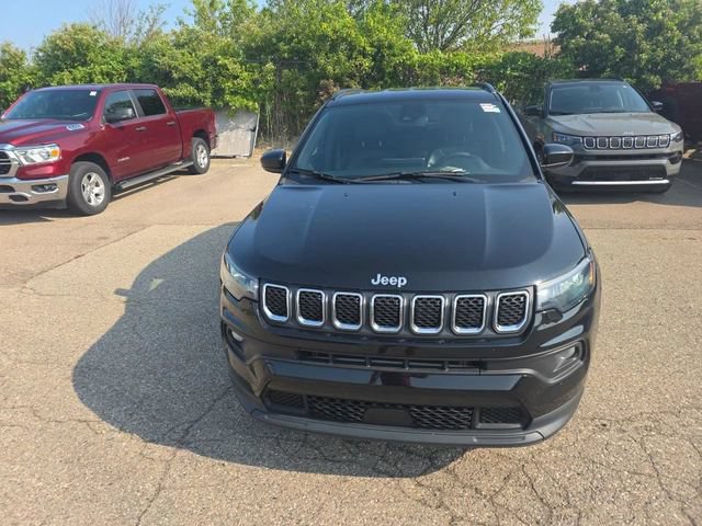 Certified 2023 Jeep Compass Latitude AWD/4WD video 3