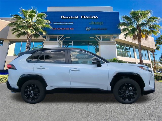 Used 2025 Toyota RAV4 XSE image 4