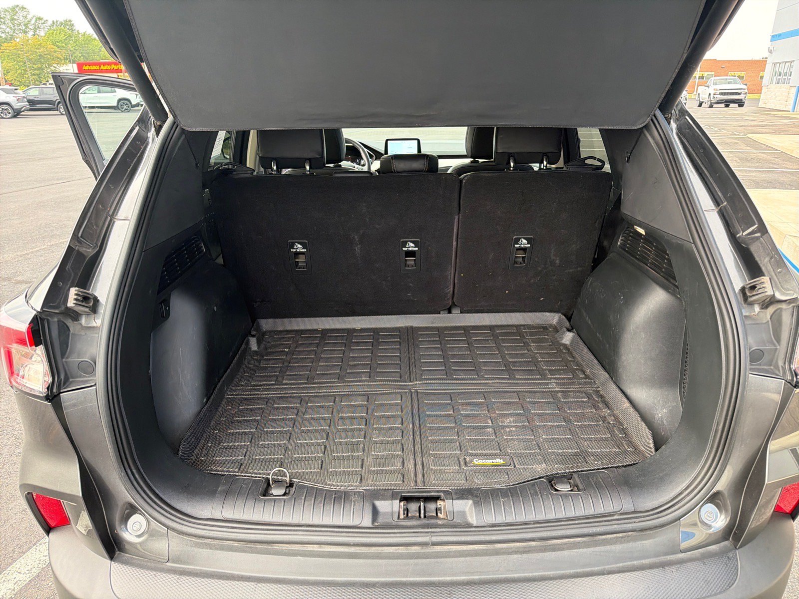 Used 2020 Ford Escape SEL FWD image 11