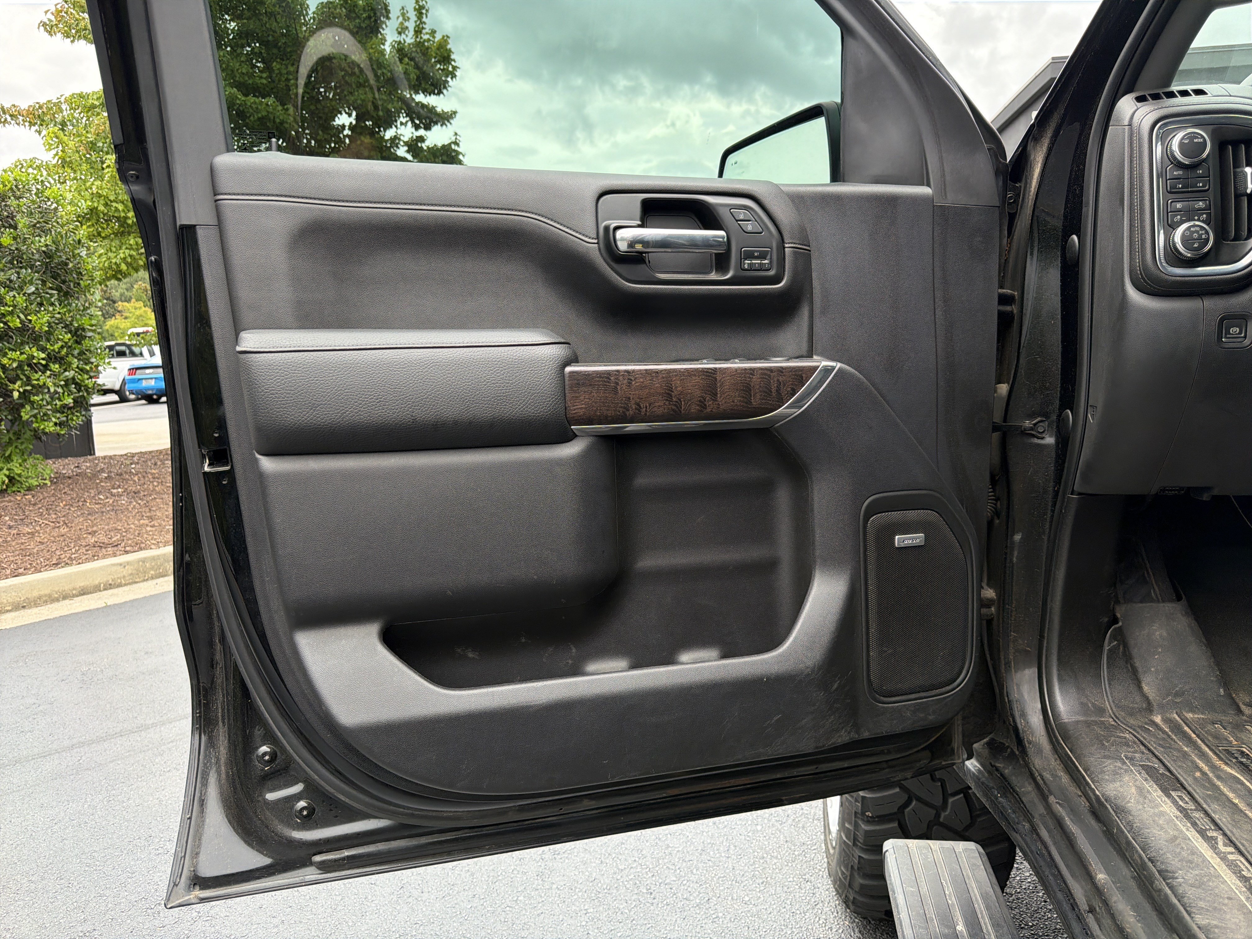 Used 2022 GMC Sierra 1500 Denali w/ Denali Reserve Package AWD/4WD image 19