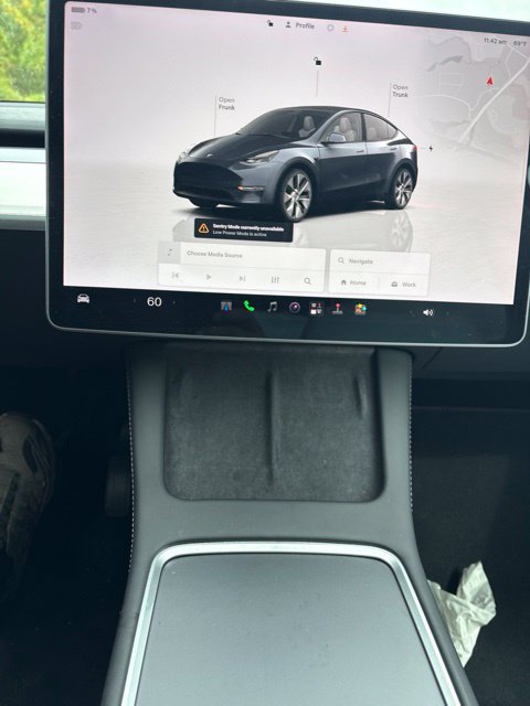 Used 2023 Tesla Model Y Long Range AWD/4WD image 13