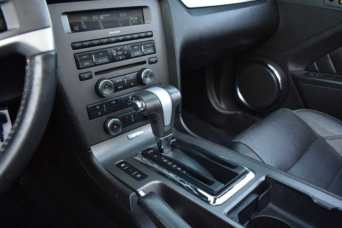 Used 2010 Ford Mustang GT image 26