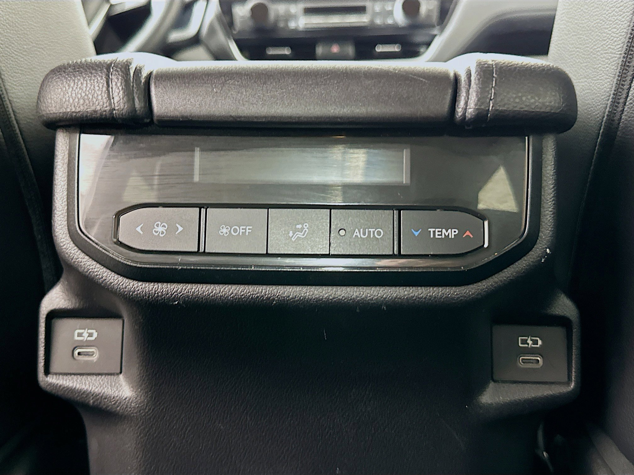 Used 2025 Toyota Grand Highlander AWD image 27